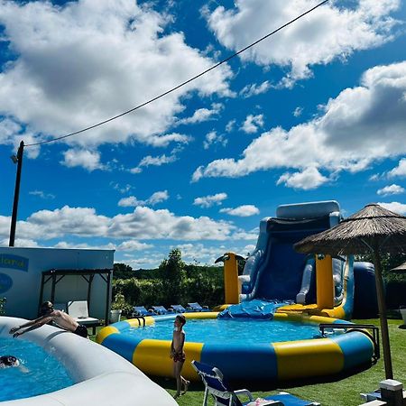 Family's Camping les Rives de l'Hérault Gignac  Extérieur photo