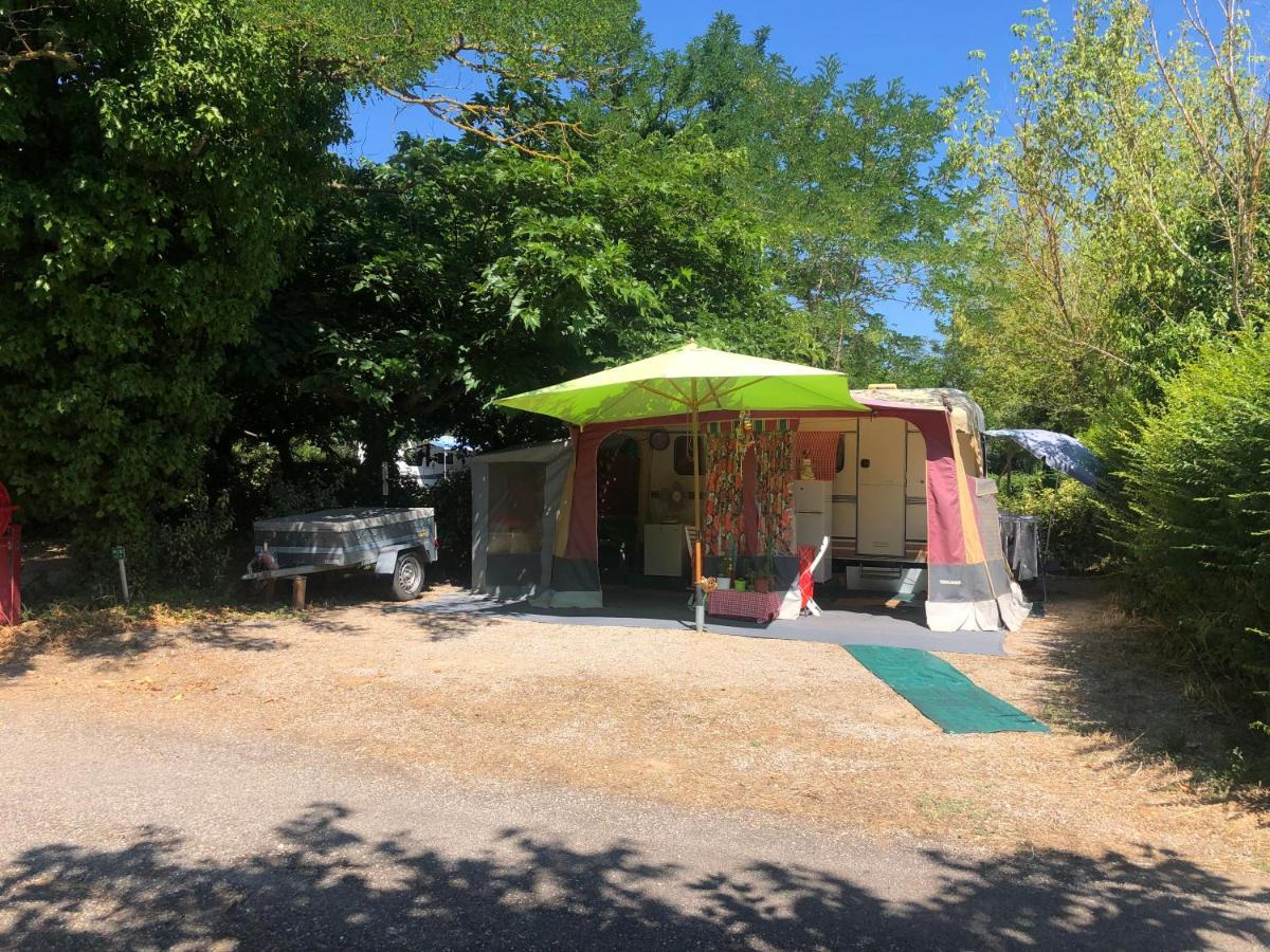 Family's Camping les Rives de l'Hérault Gignac  Extérieur photo