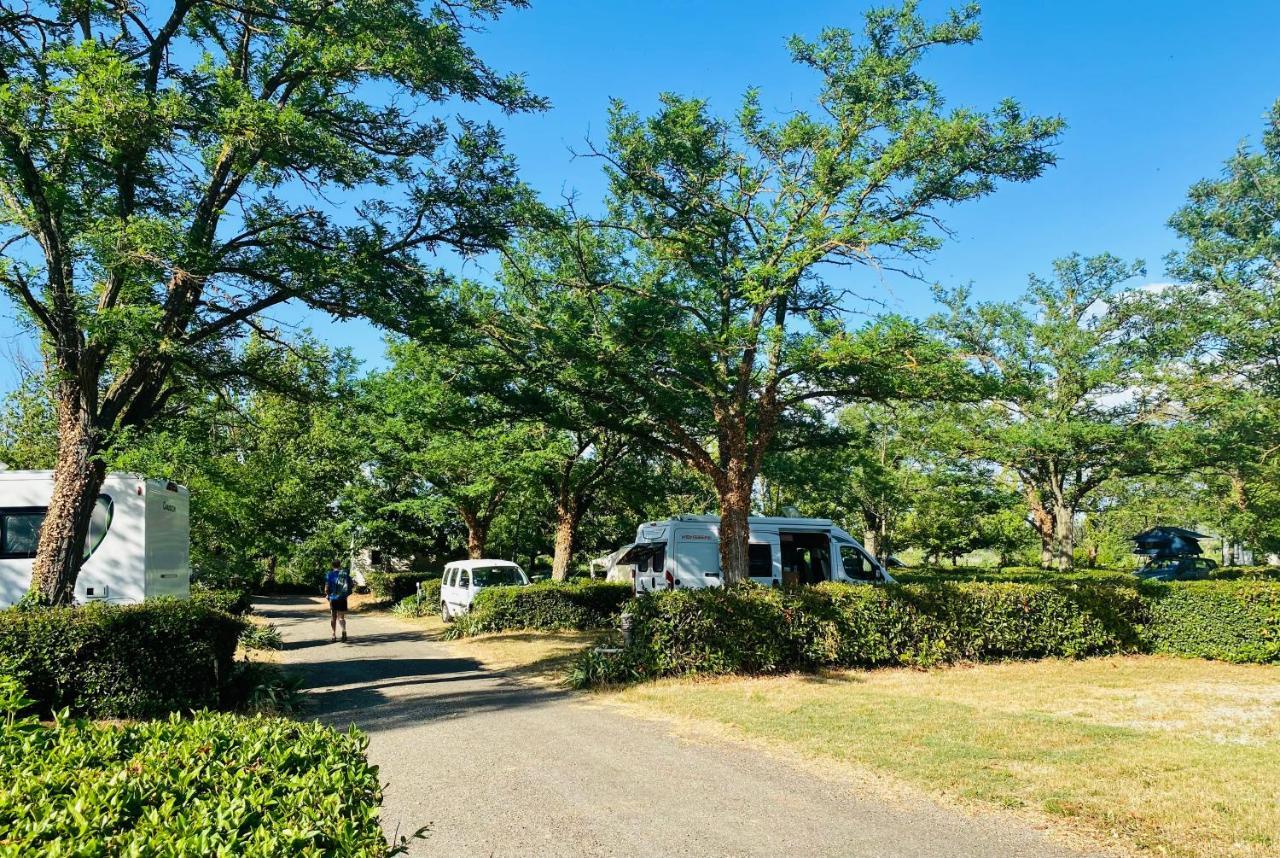 Family's Camping les Rives de l'Hérault Gignac  Extérieur photo