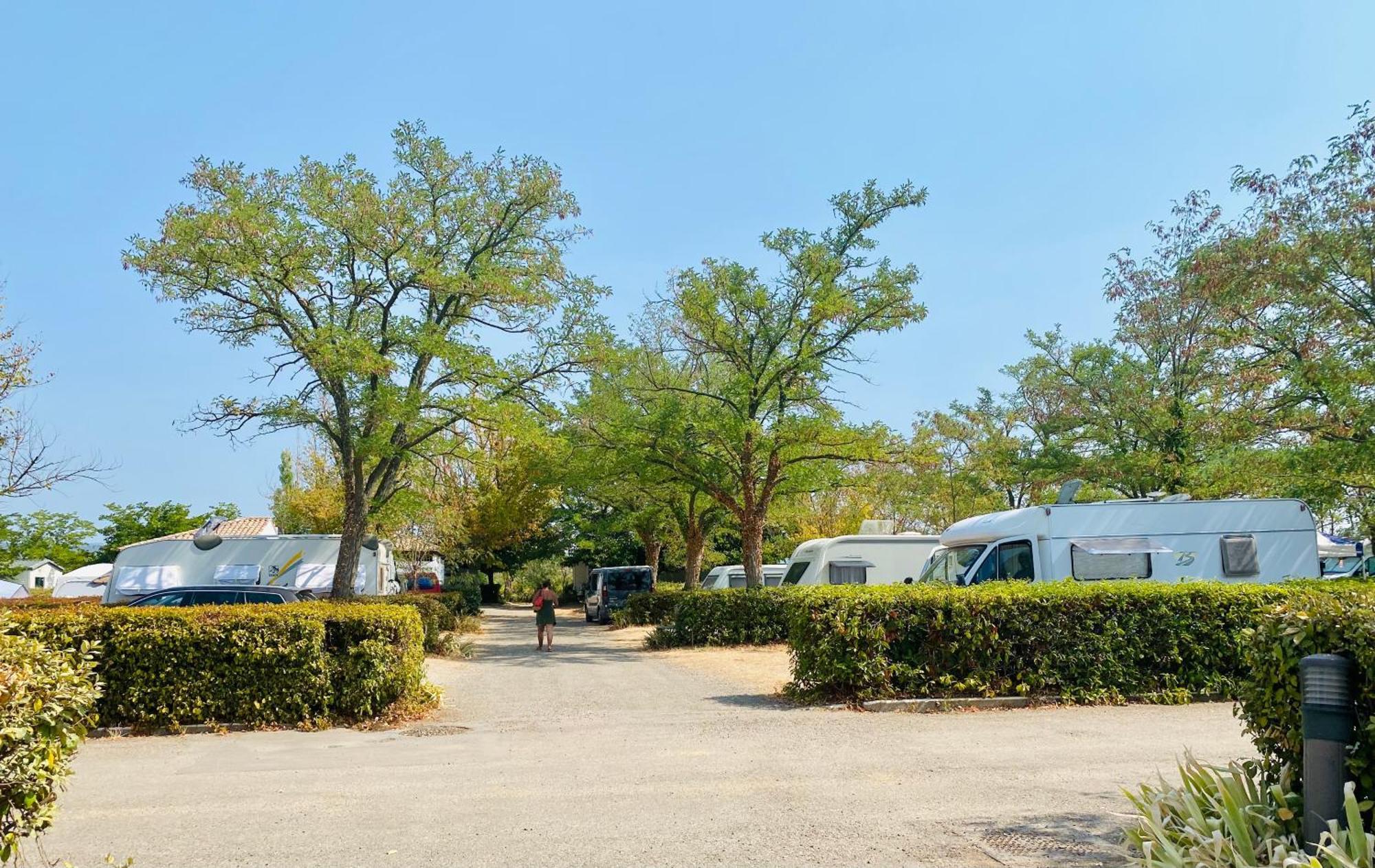 Family's Camping les Rives de l'Hérault Gignac  Extérieur photo